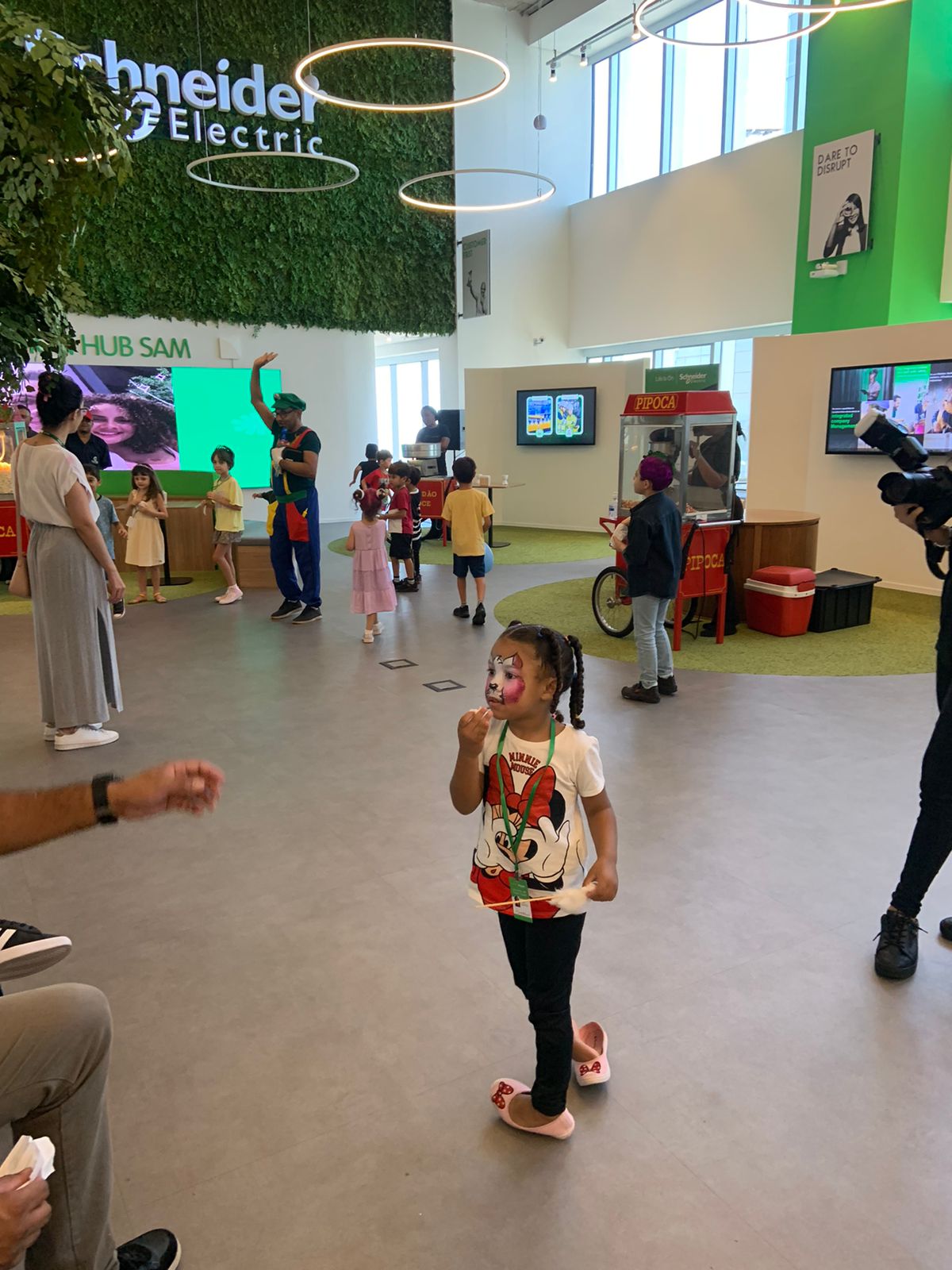 WhatsApp Image 2023-12-04 at 11.52.33.jpeg